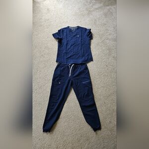 Fabletics Navy Jogger Scrub Set — Large
